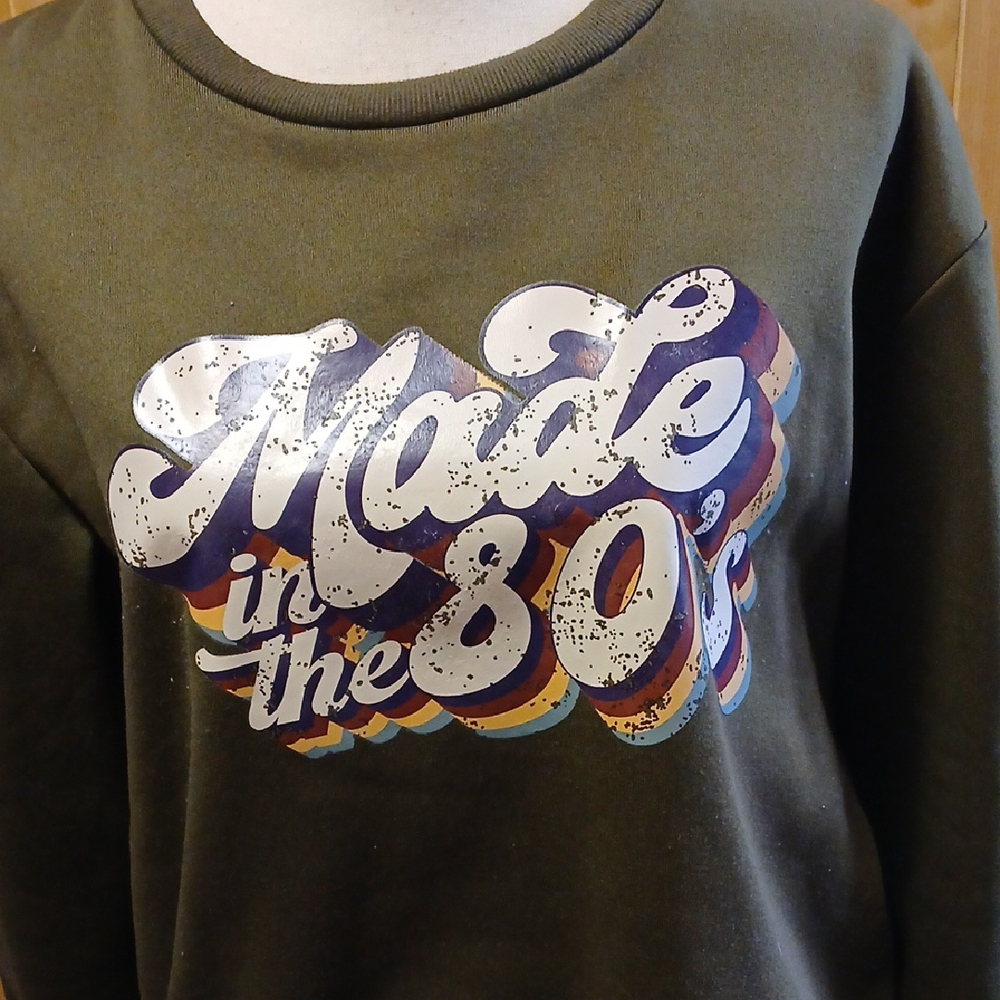 SHEIN Green Crew Neck Sweatshirt with Graphic Design - Picture 4 of 6